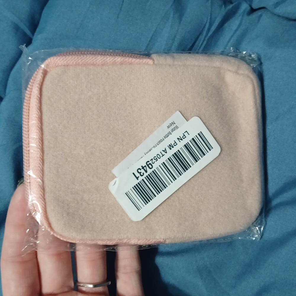 Water bottle pouch